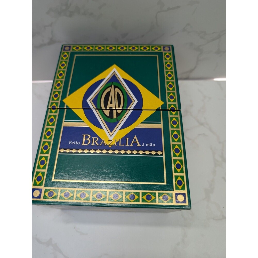 CAO Brazilia Wood Cigar Box Hinged Lid 20 Count Decorative Green
